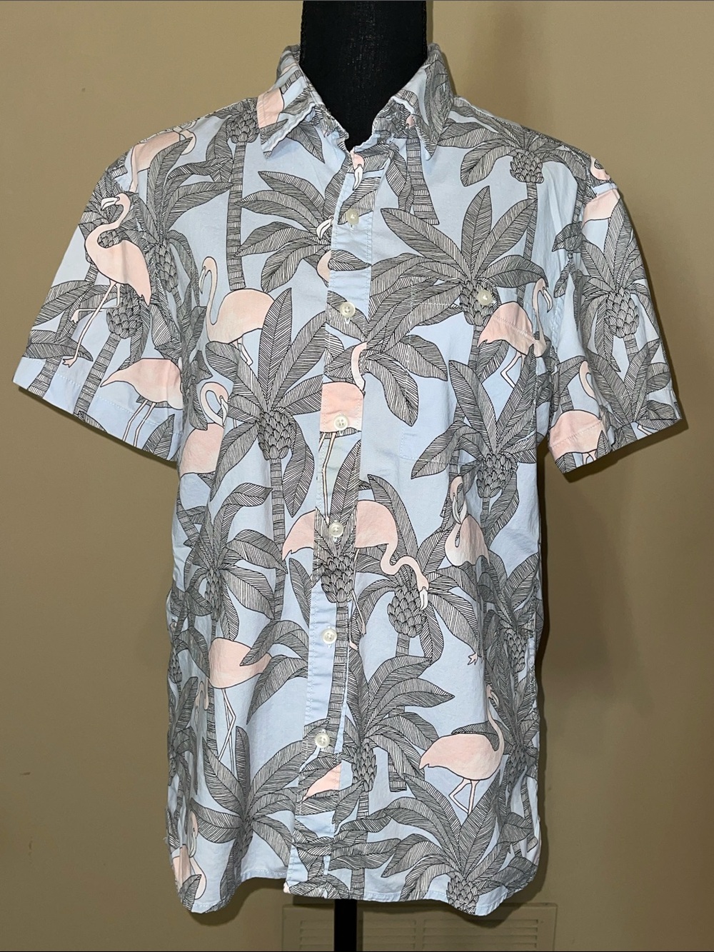 American Eagle Men's Light Blue Flamingo Print Short-Sleeve Shirt
